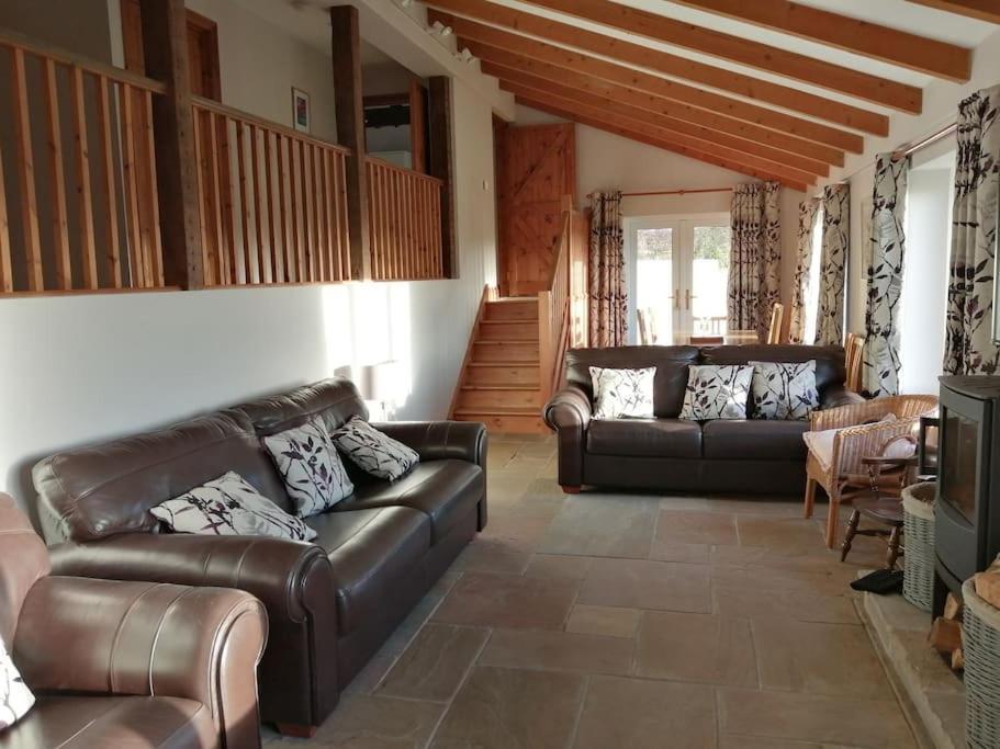 The Barn. Apartment Carmarthen Exterior photo
