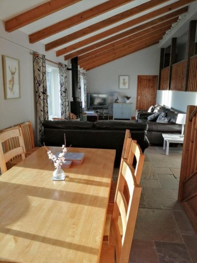 The Barn. Apartment Carmarthen Exterior photo